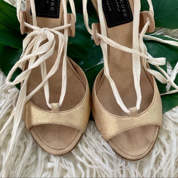 Marc Jacobs Lace Up Gold Heels Size 10.5 - Picture 3 of 8